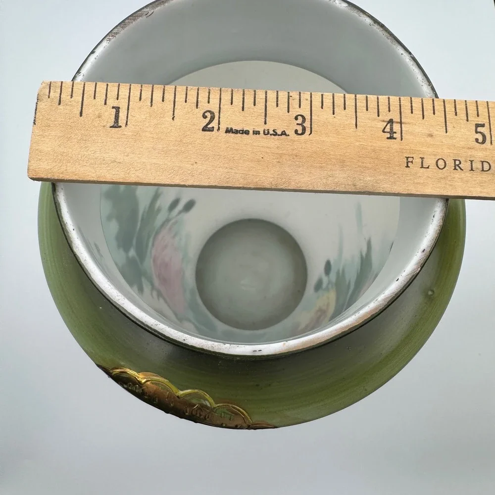 Vintage Porcelain Vase Romantic‎ Scene Floral Gold Gilt Accent